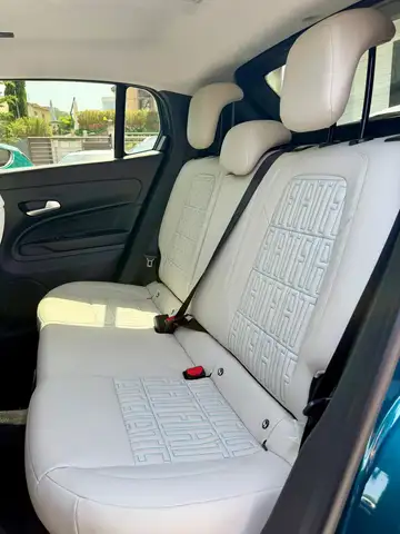 Fiat 600 view 8