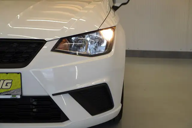 Seat Ibiza view 9