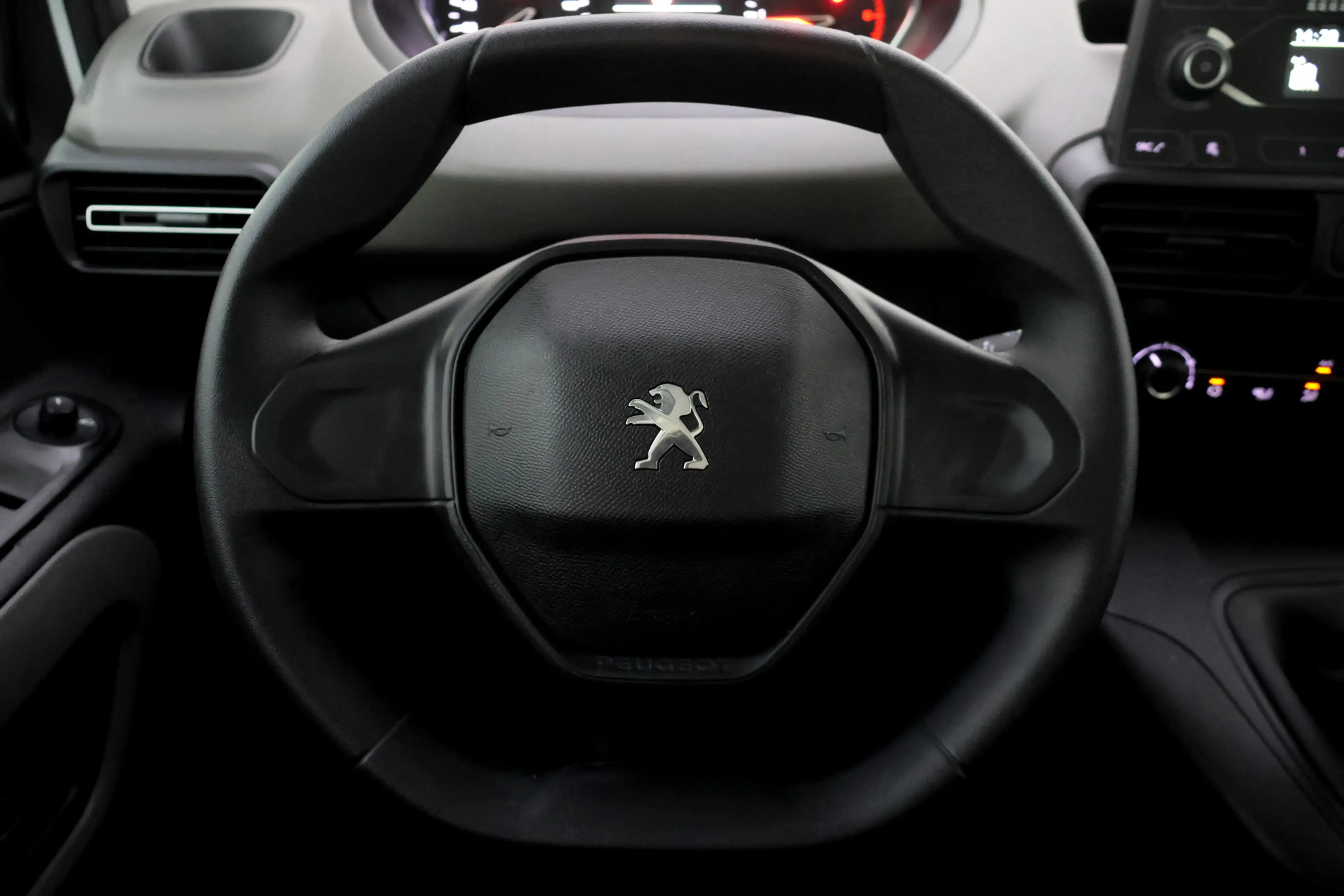 Peugeot Rifter Long 1.2T 7 Pers. 19dKM! CLIMA | CRUISE | BLUETOOT — photo 18