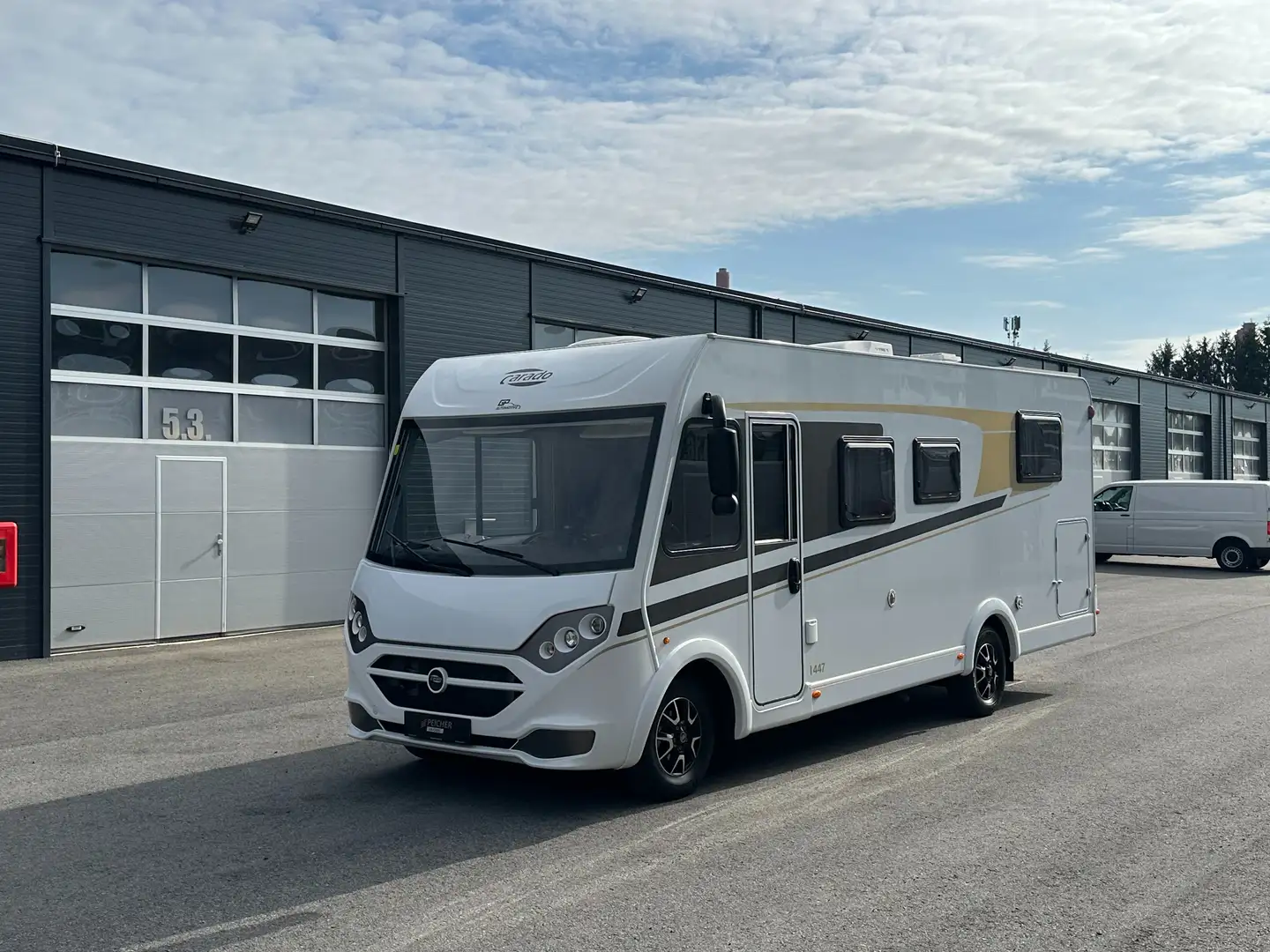 Fiat Reisemobil CARADO Capron i447 vollintegriert Blanc - 2