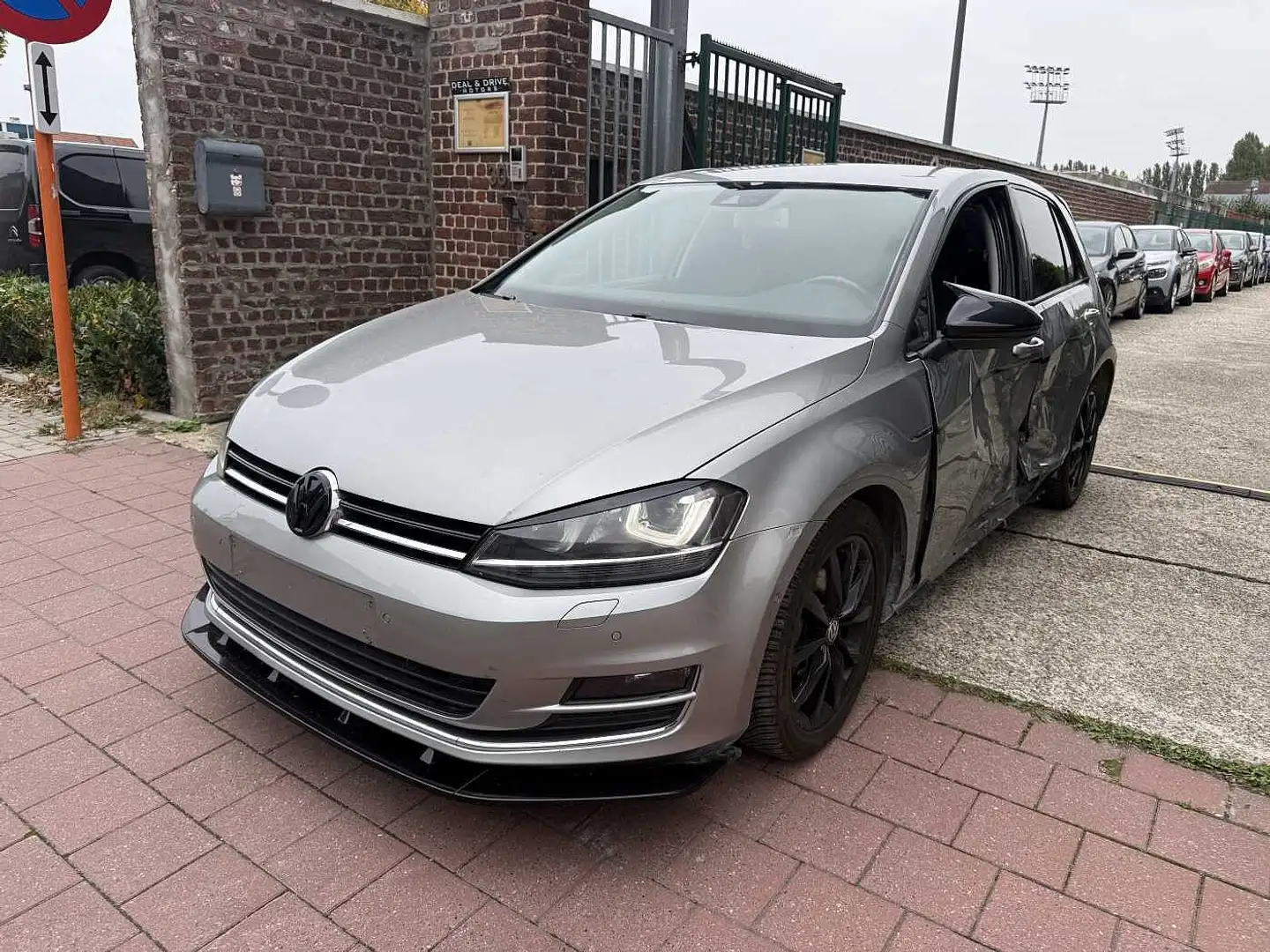 Volkswagen Golf VII 1.4 TSI MET 202DKM HANDELAARS & EXPORT Gris - 1