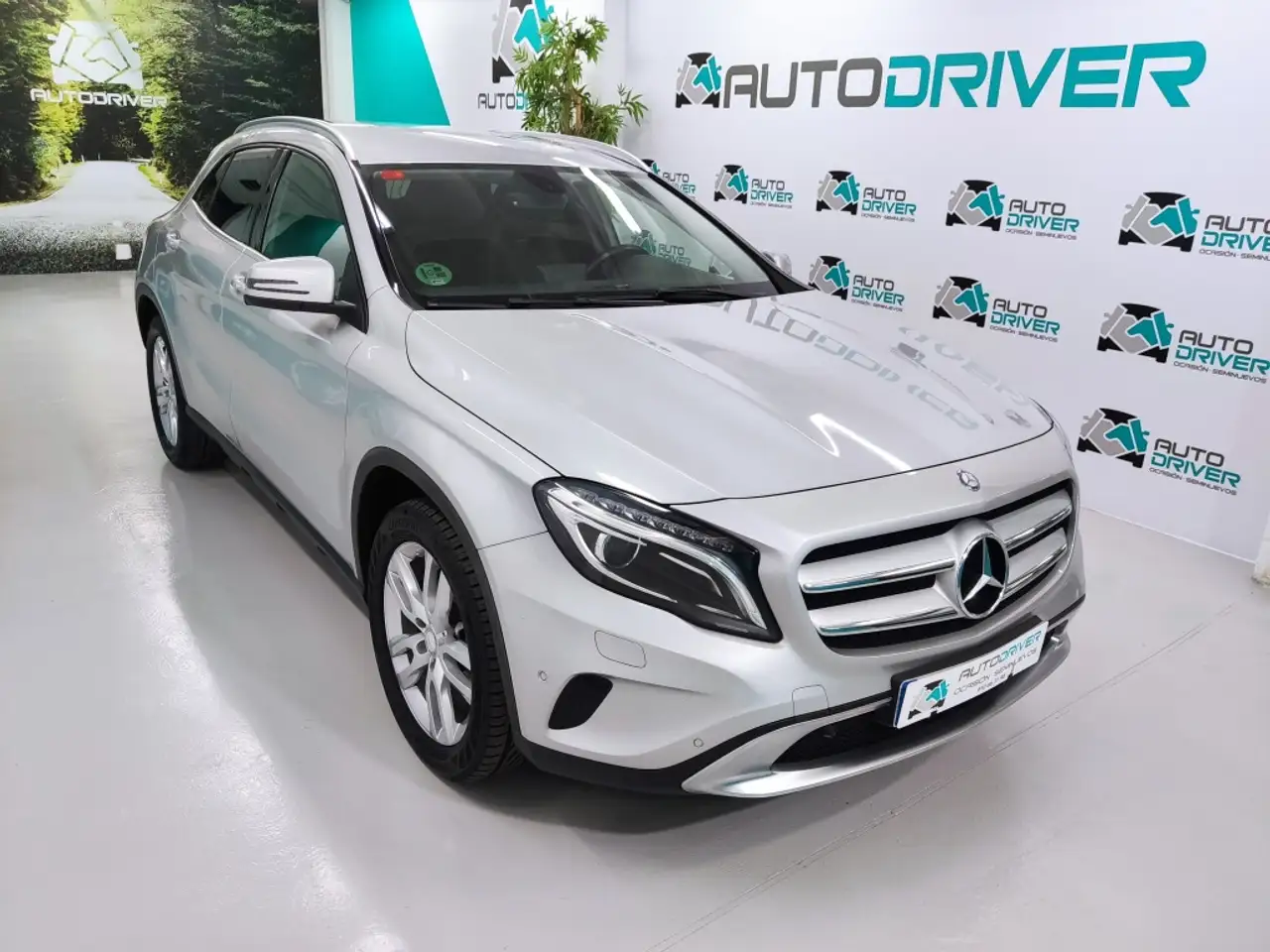 Mercedes-Benz GLA 220