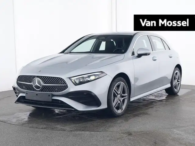 Mercedes-Benz A 250 e AMG Line - TREKHAAK - MULTIBEAM LED - CARPLAY -