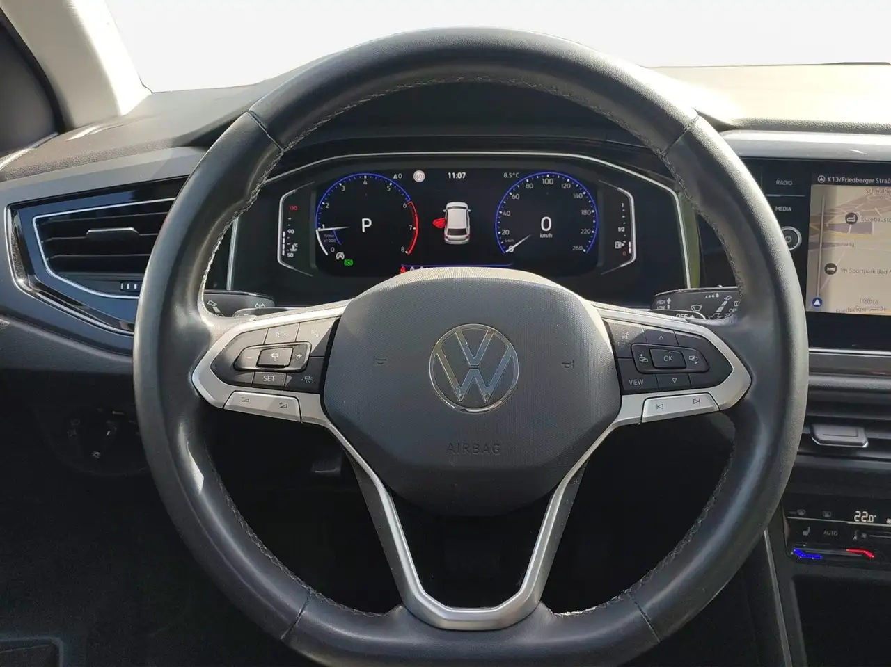 Volkswagen Polo 1.0 TSI Style DSG Navi*Pano*IQ-Light*IQ-Dri 10