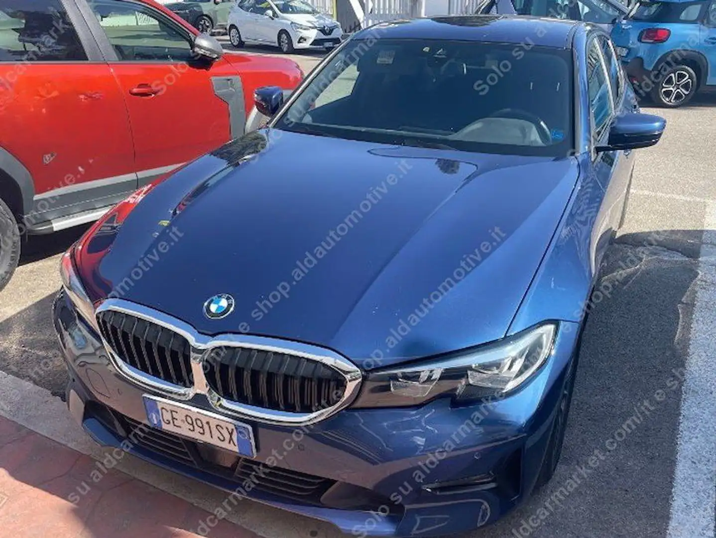 BMW 316 2019 Berlina 316d auto LUCI AMB LED VOLANTE MSPORT Albastru - 1