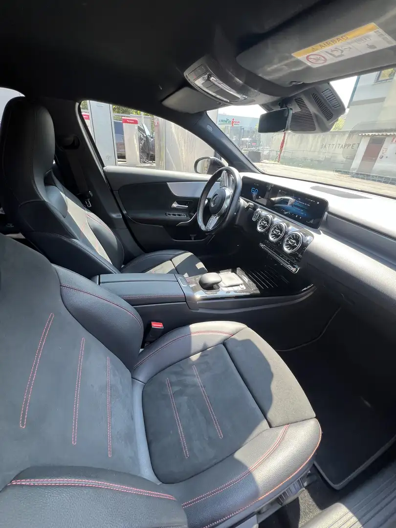 Mercedes-Benz A 250 Plug - in hybrid Automatic - 2