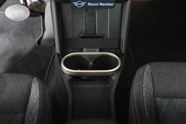 Mini Cooper Cooper view 13