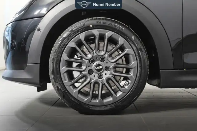 Mini Cooper Cooper view 7