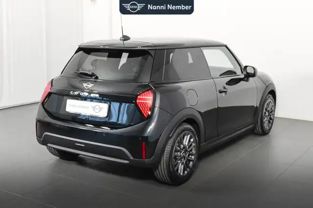 Mini Cooper Cooper view 3