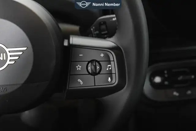 Mini Cooper Cooper view 17