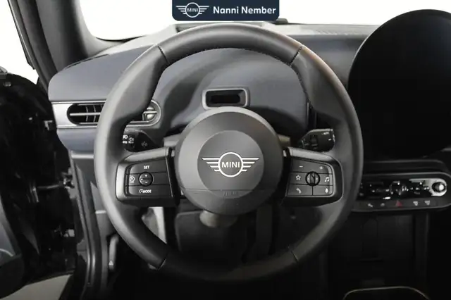 Mini Cooper Cooper view 10
