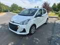 Hyundai i10 1.0 Trend Klima Euro6 Белый - thumbnail 1
