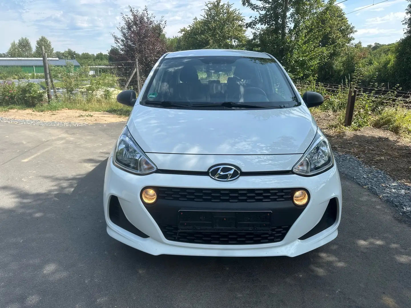 Hyundai i10 1.0 Trend Klima Euro6 Белый - 2