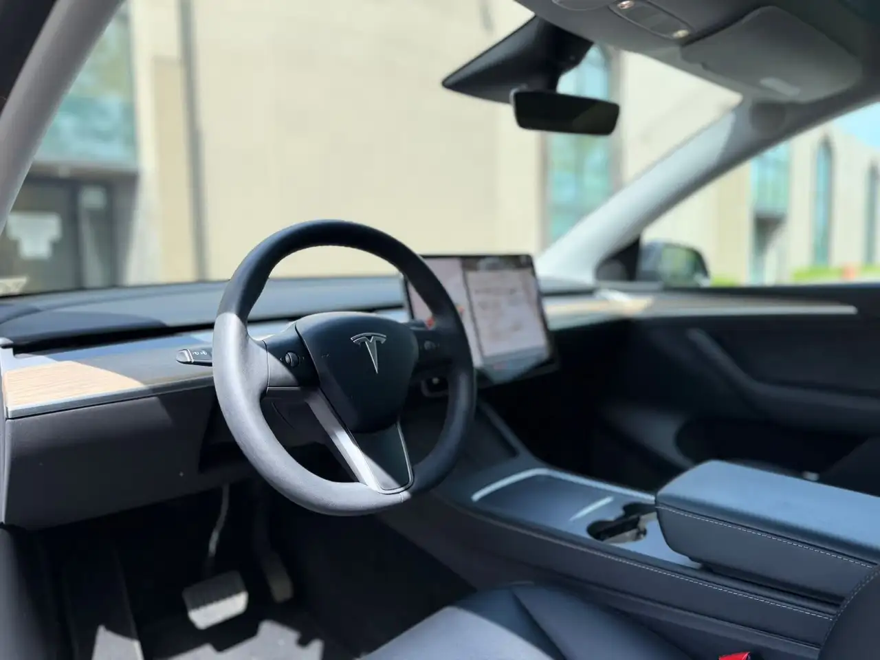 Tesla Model Y fotografie Tesla Model Y