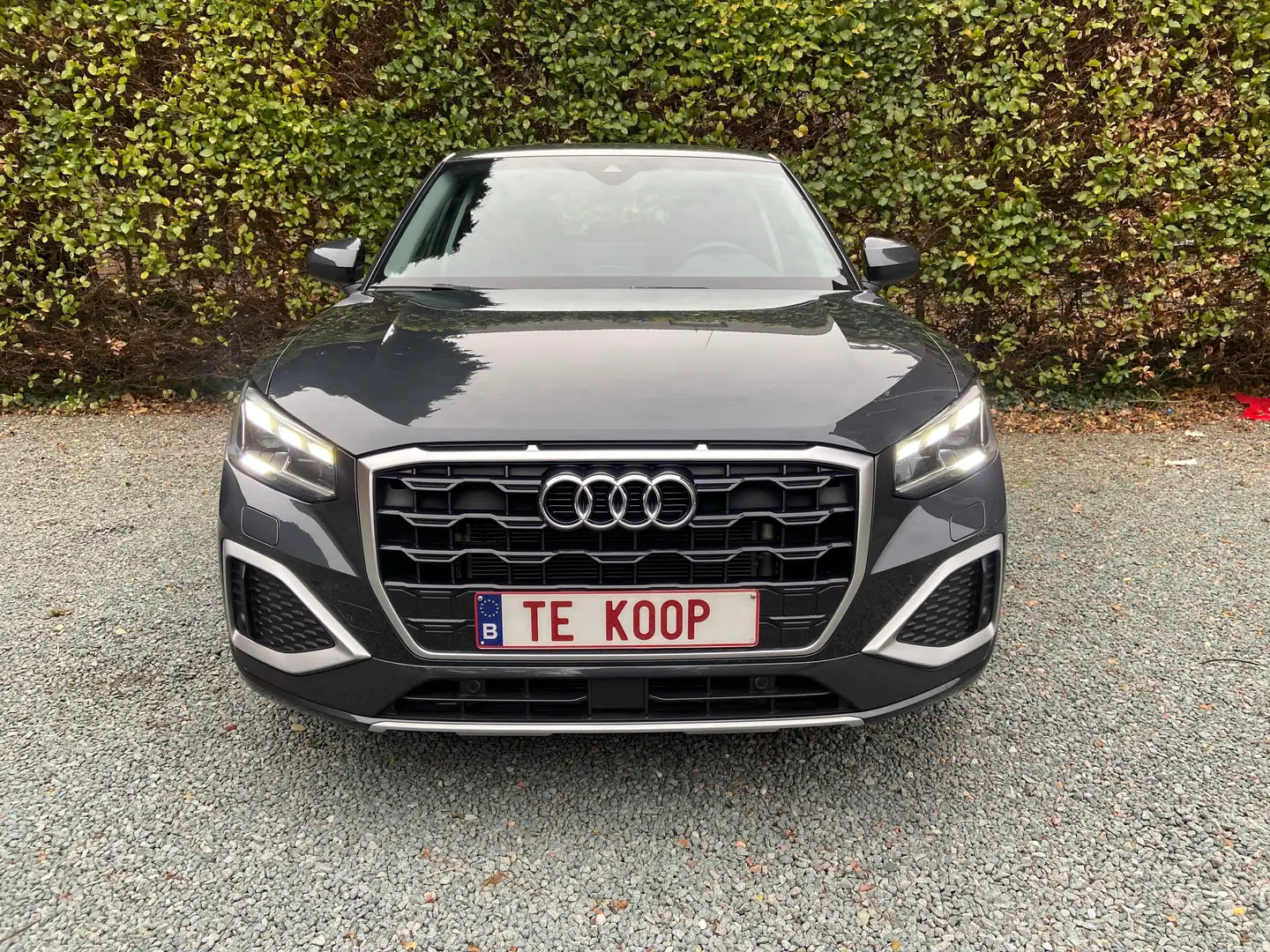 Audi Q2 35 TFSI S-tronic*Full LED*Cam.*Keyless*NAVI by app Gris - 2