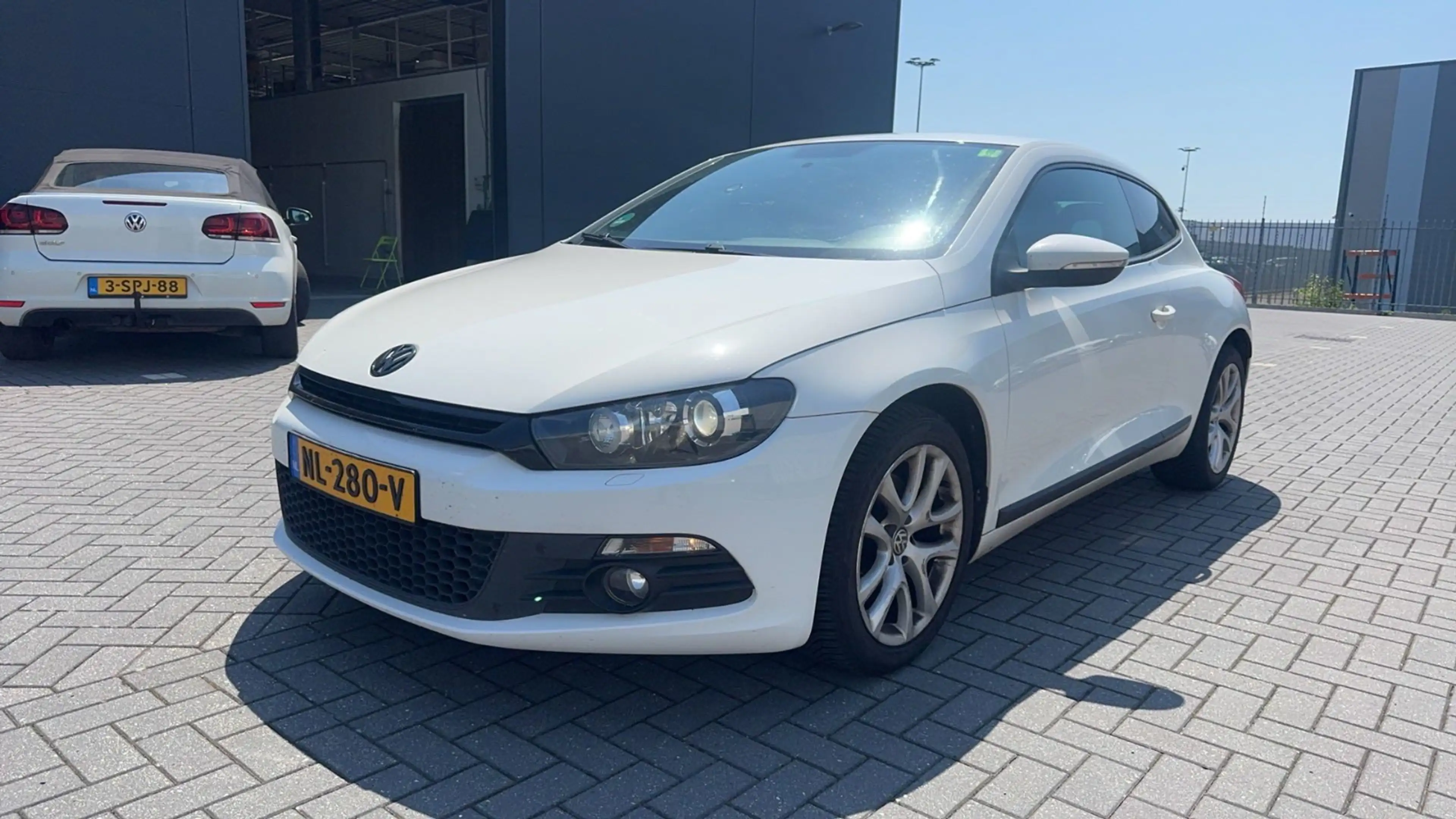 Volkswagen Scirocco 2.0 TSI Highline — photo 13