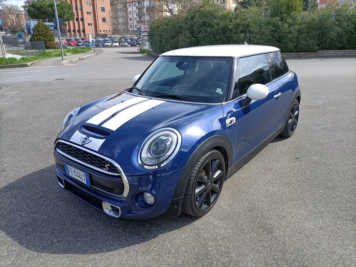 MINI Cooper SD Mini IV F55-F56 2014 2.0 Hype 3p auto Albastru - 1