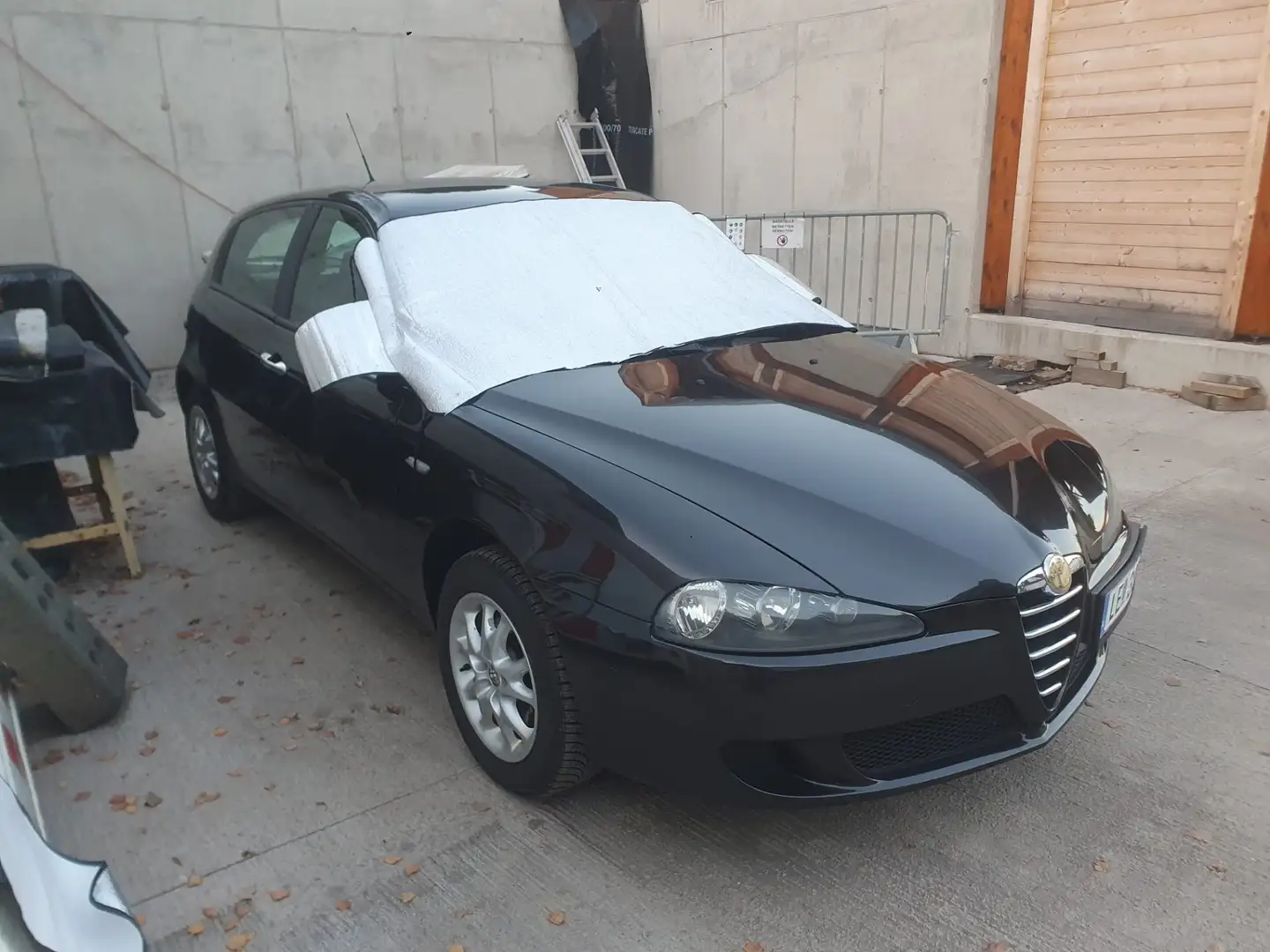 Alfa Romeo 147 1,6 Twin Spark Distinctive - 2