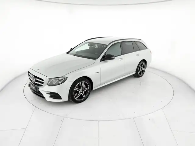 Mercedes-Benz E-Class view 2
