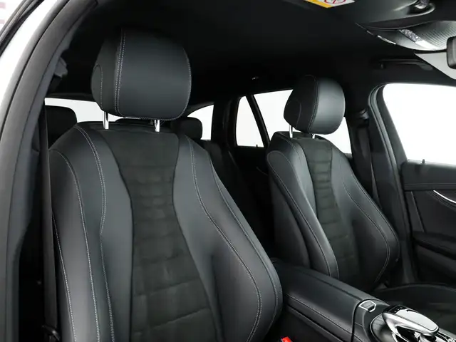 Mercedes-Benz E-Class view 12