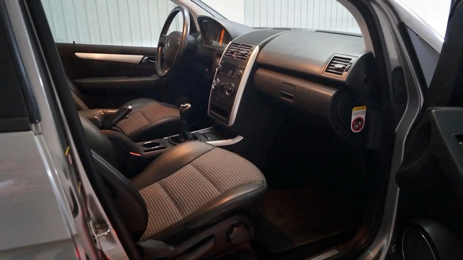 Mercedes-Benz A 180 cdi Avantgarde - 2