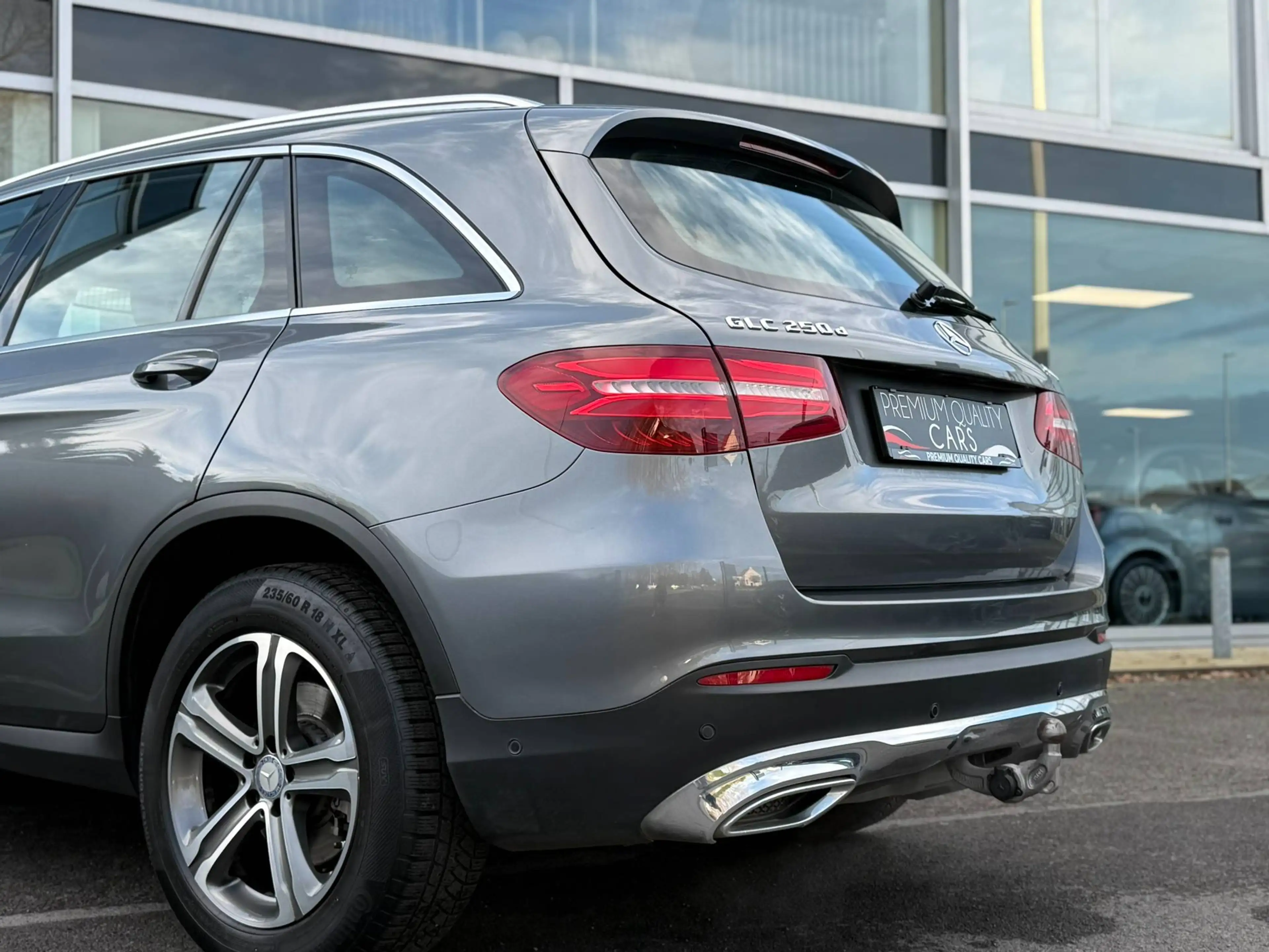 Mercedes-Benz GLC 250 4MATIC / TREKHAAK / ZETELVERWARMING / LEDER / NAVI — photo 5
