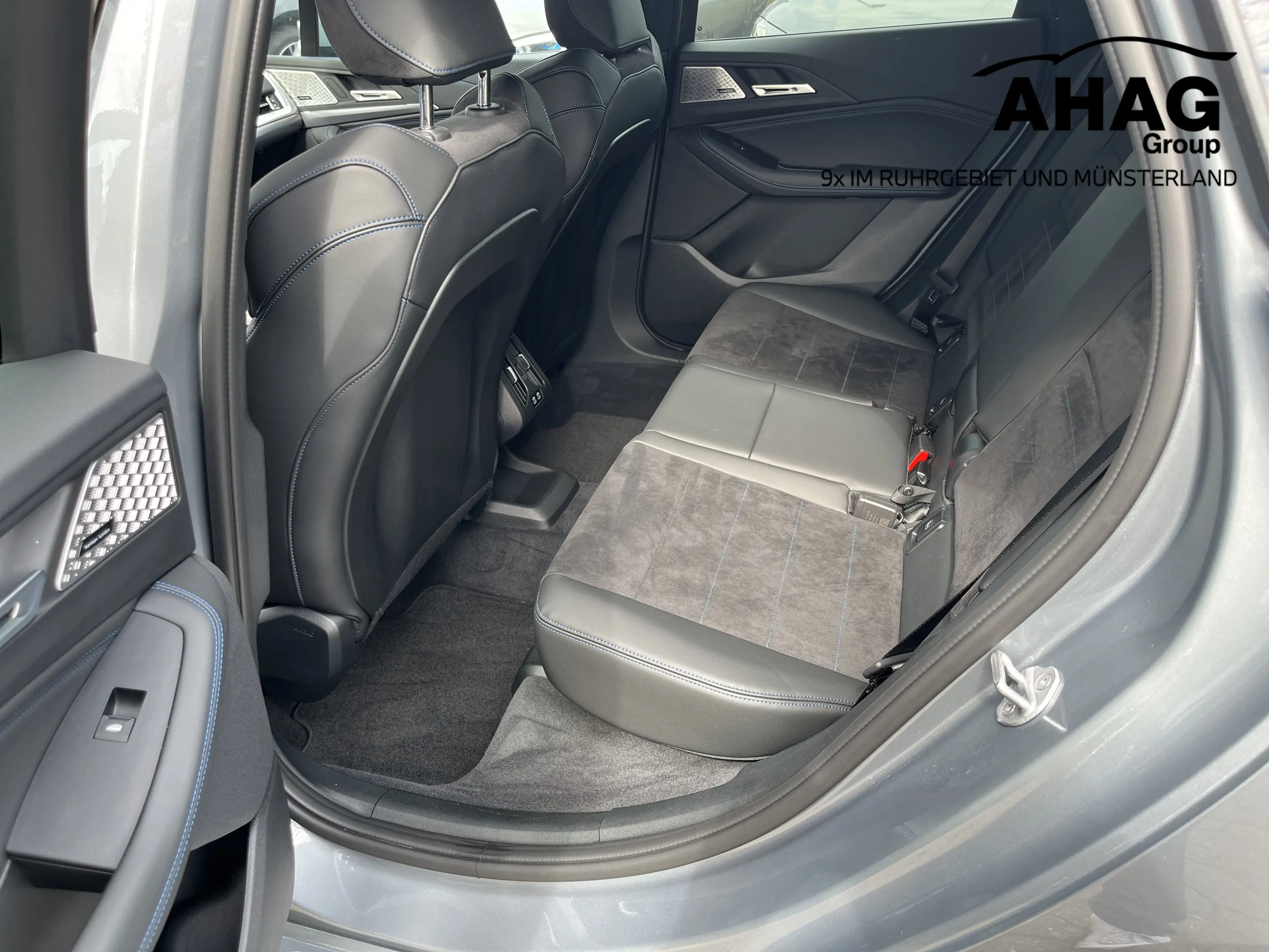 BMW 223 d xDrive Active Tourer — photo 13