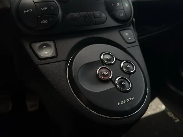 Abarth 595 view 11