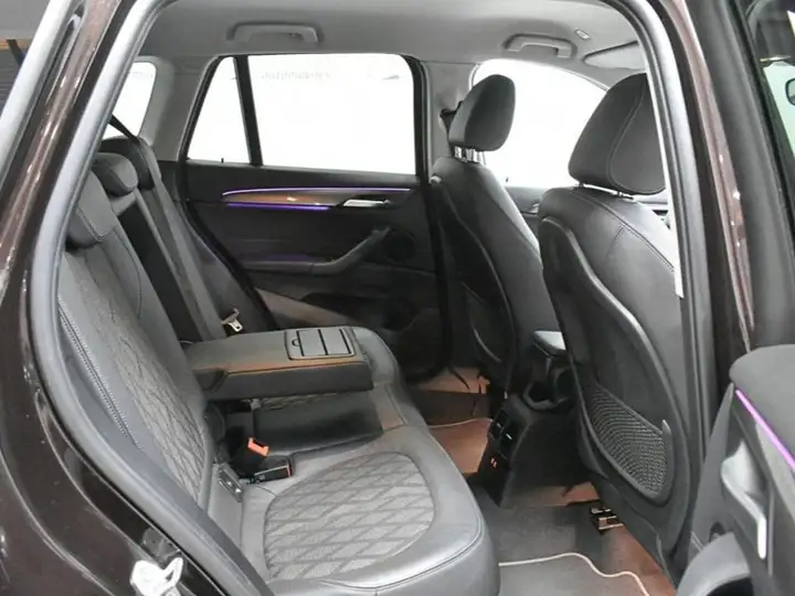 BMW X1 2020, foto 40