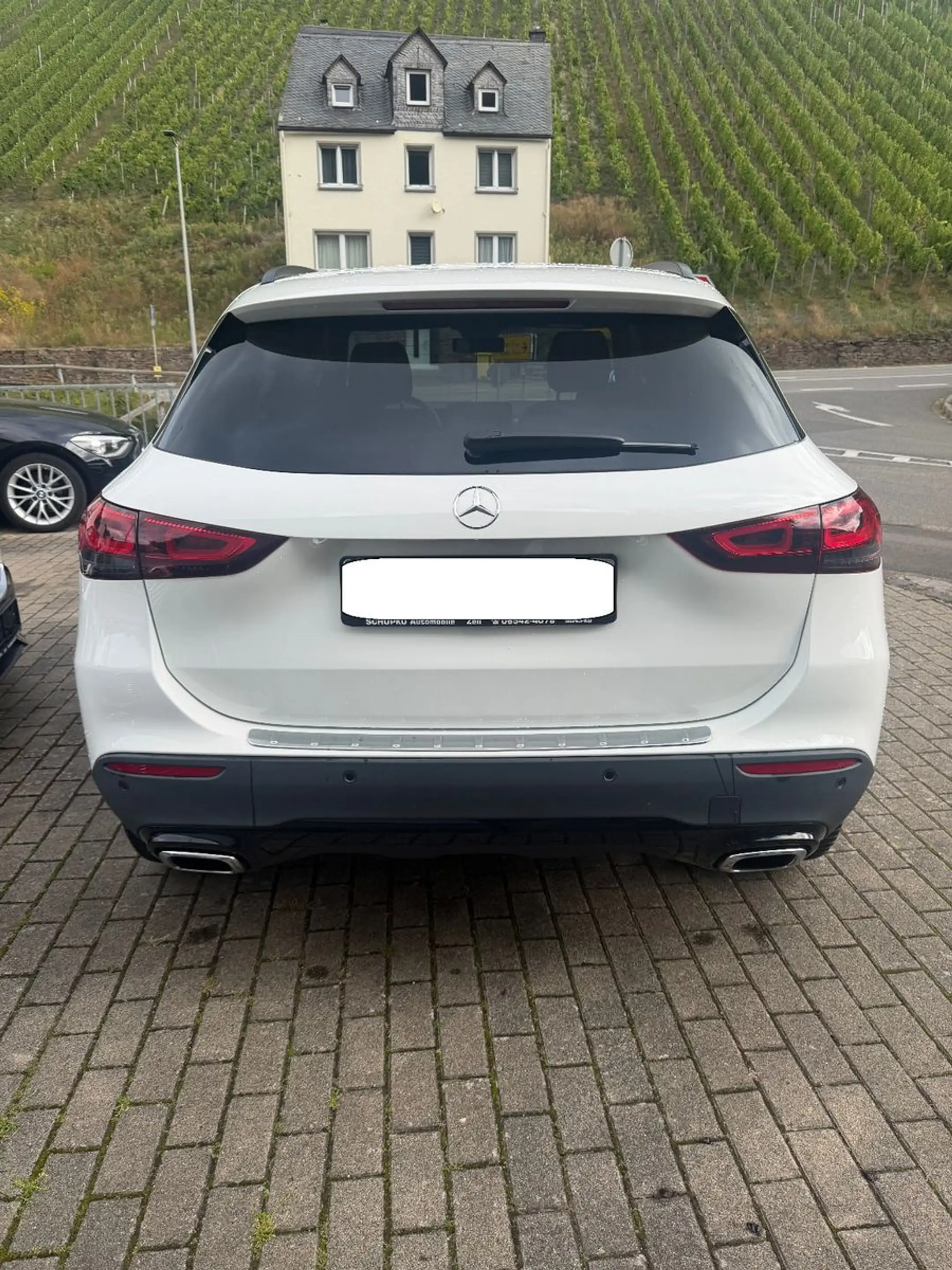 Mercedes-Benz GLA 180 Progressive aus Rentnerhand — photo 6