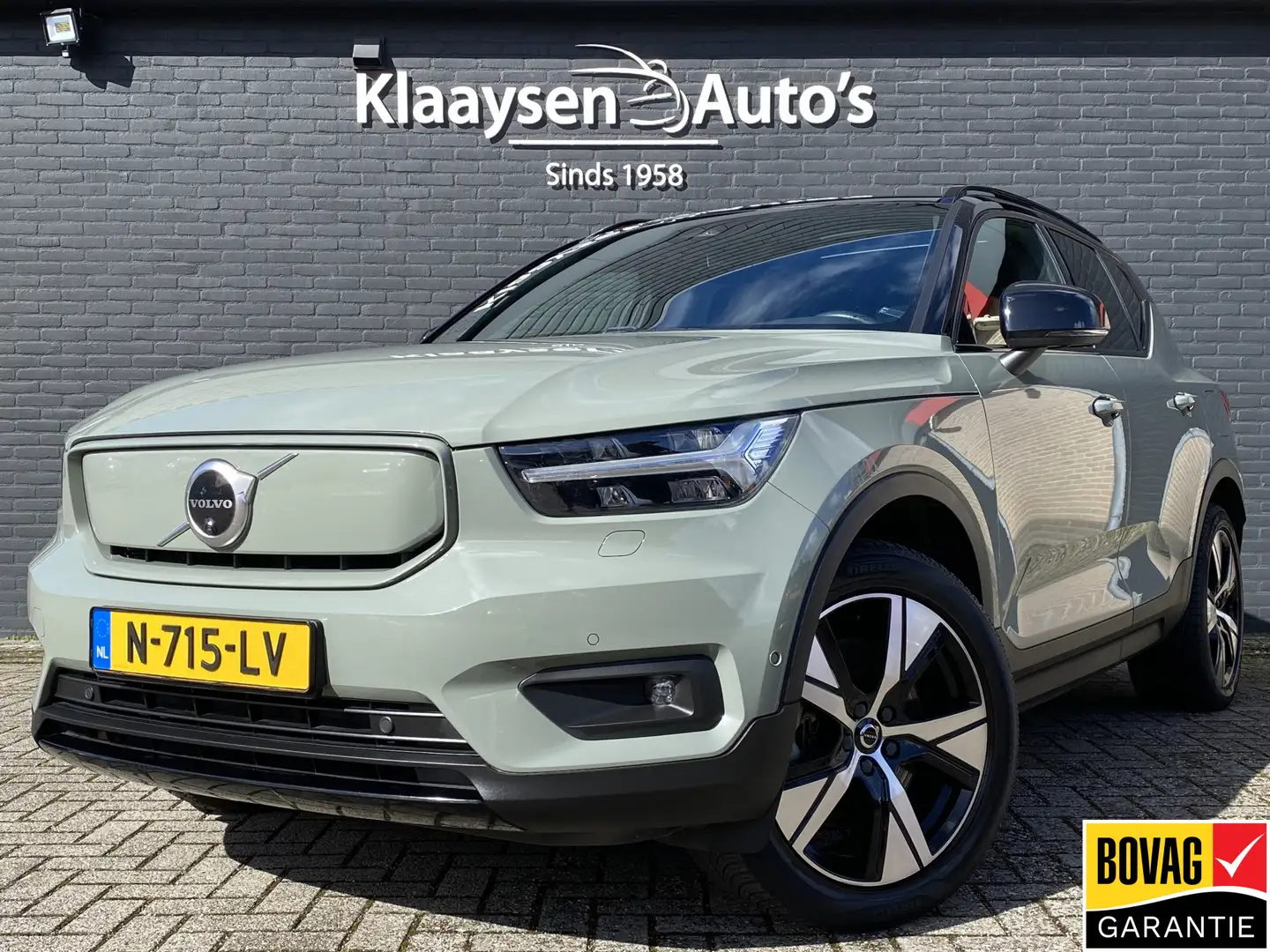 Volvo XC40 Recharge P8 AWD 408 pk Twin Pro | 1e eigenaar | de Grün - 1