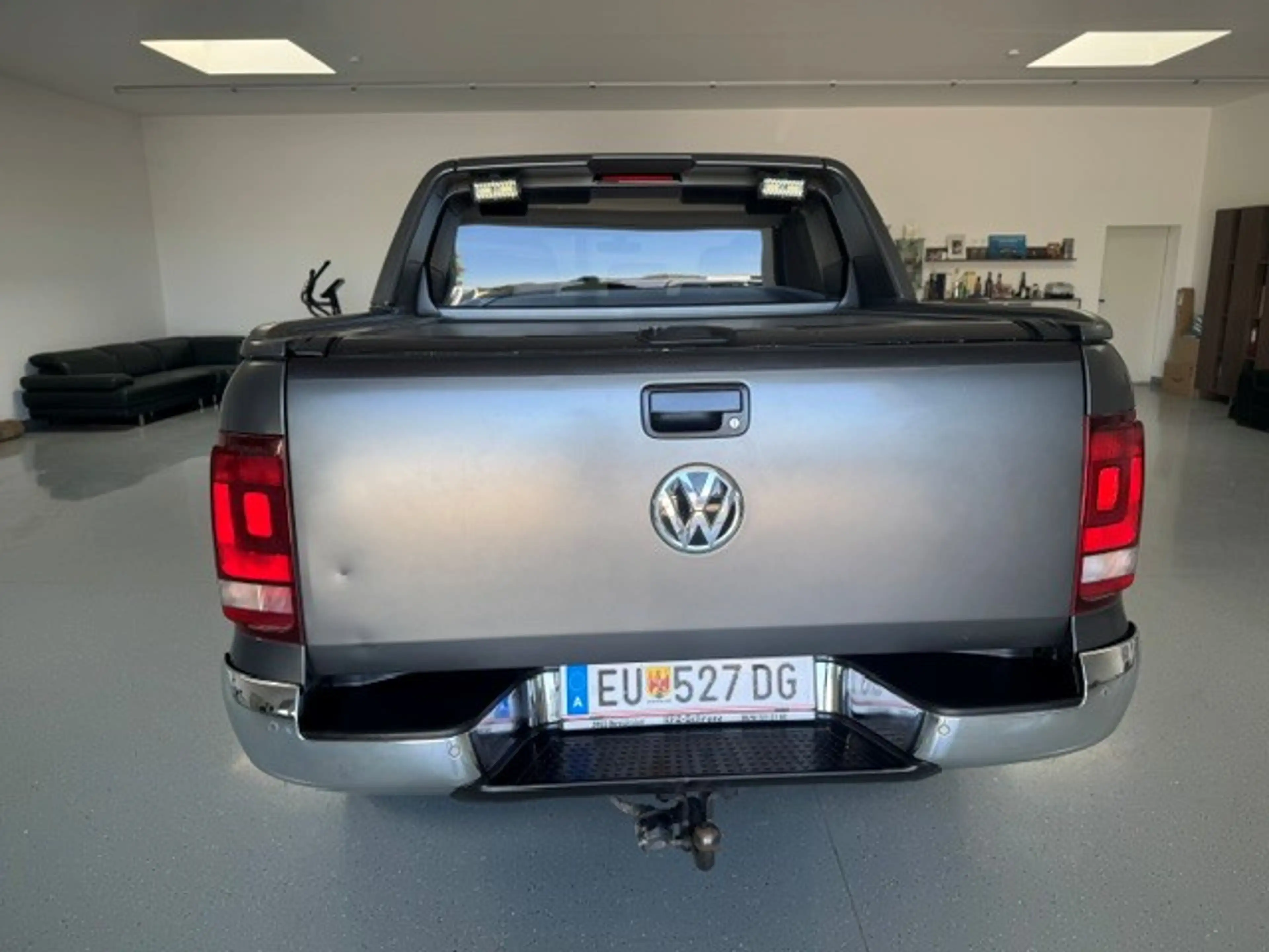Volkswagen Amarok Aventura 4Motion DoubleCab — photo 10