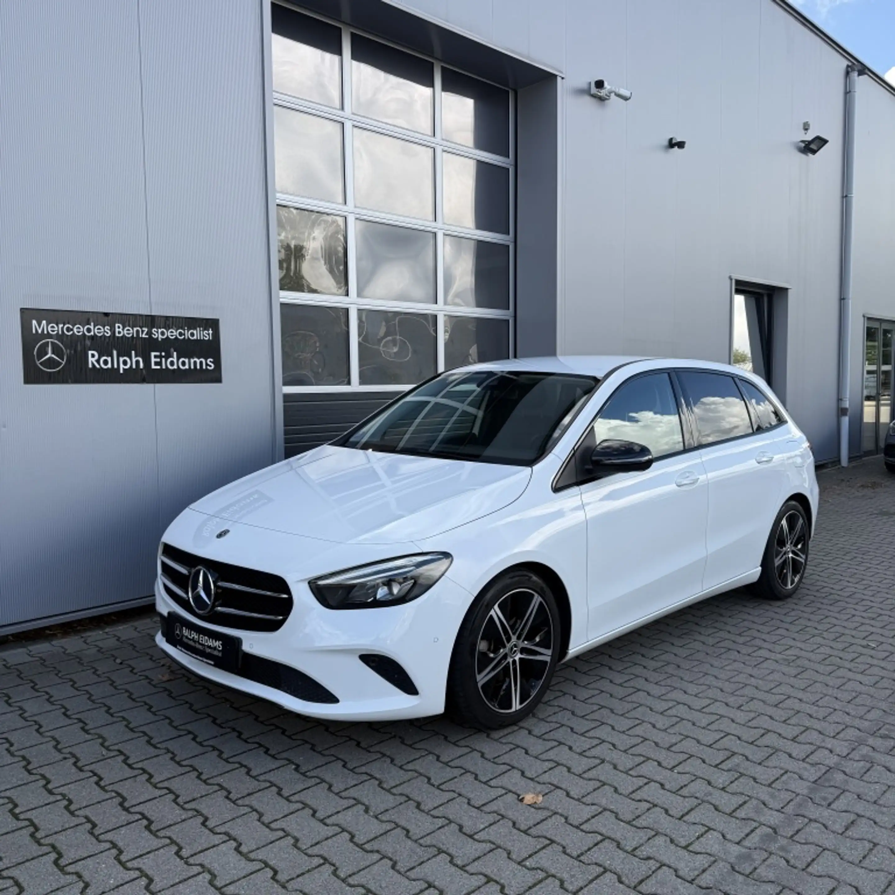Mercedes-Benz B 220 *LED, Navi, Camera* 4M. Premium Plus