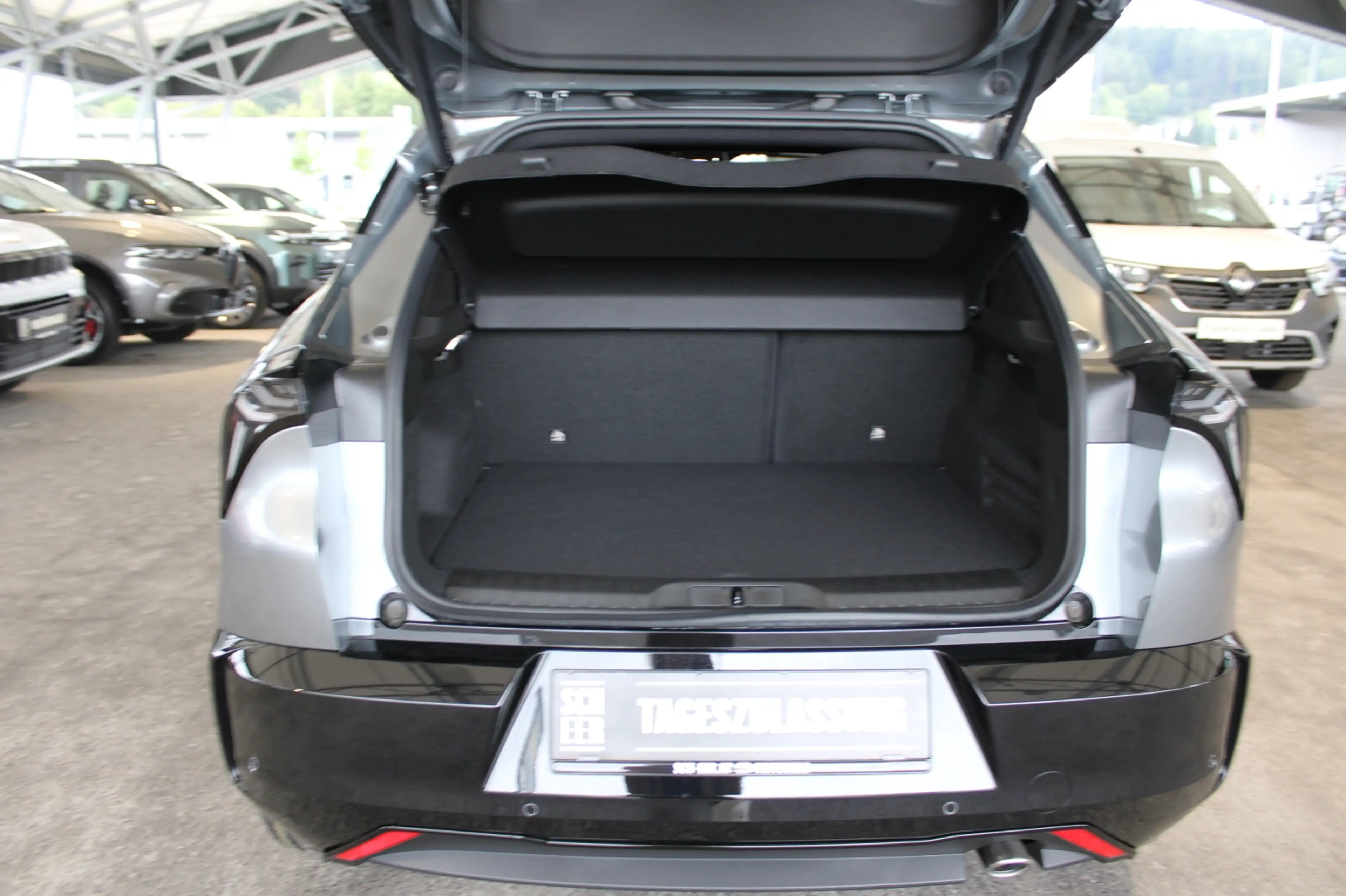 Alfa Romeo Junior Junior Q4 Ibrida 145 TI — photo 14