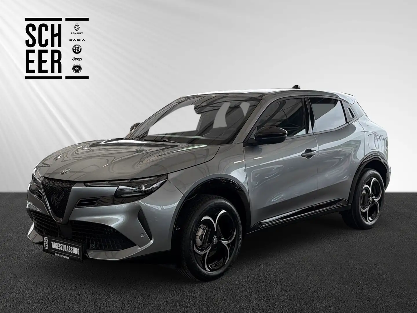 Alfa Romeo Junior Junior Q4 Ibrida 145 TI Grau - 1