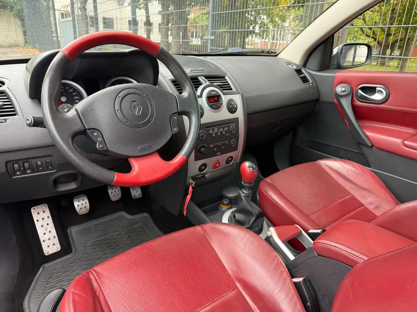 Renault Megane Cabriolet Luxe Dynamique 1.9 dCi Leder Schwarz - 2