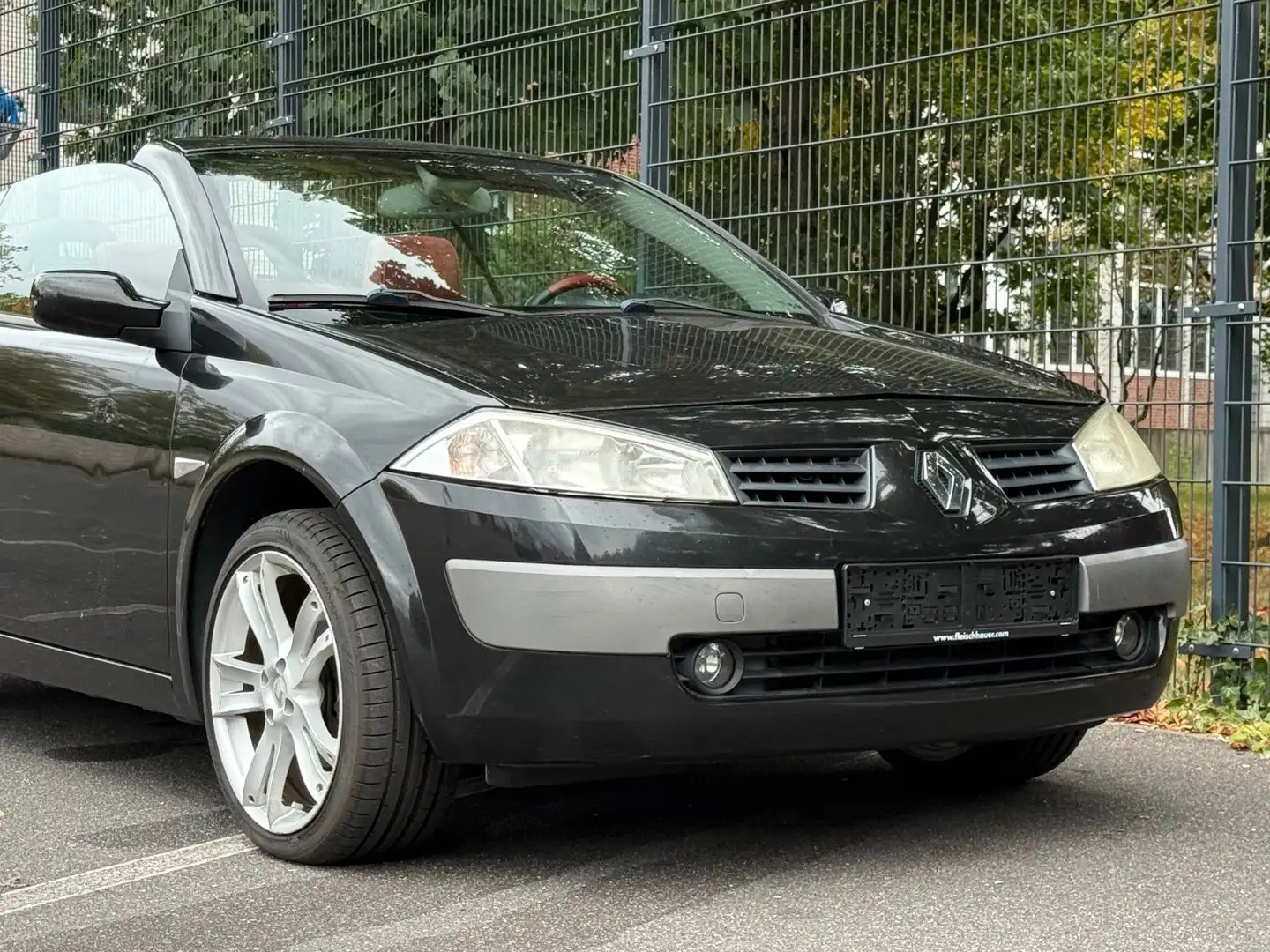 Renault Megane Cabriolet Luxe Dynamique 1.9 dCi Leder Schwarz - 1