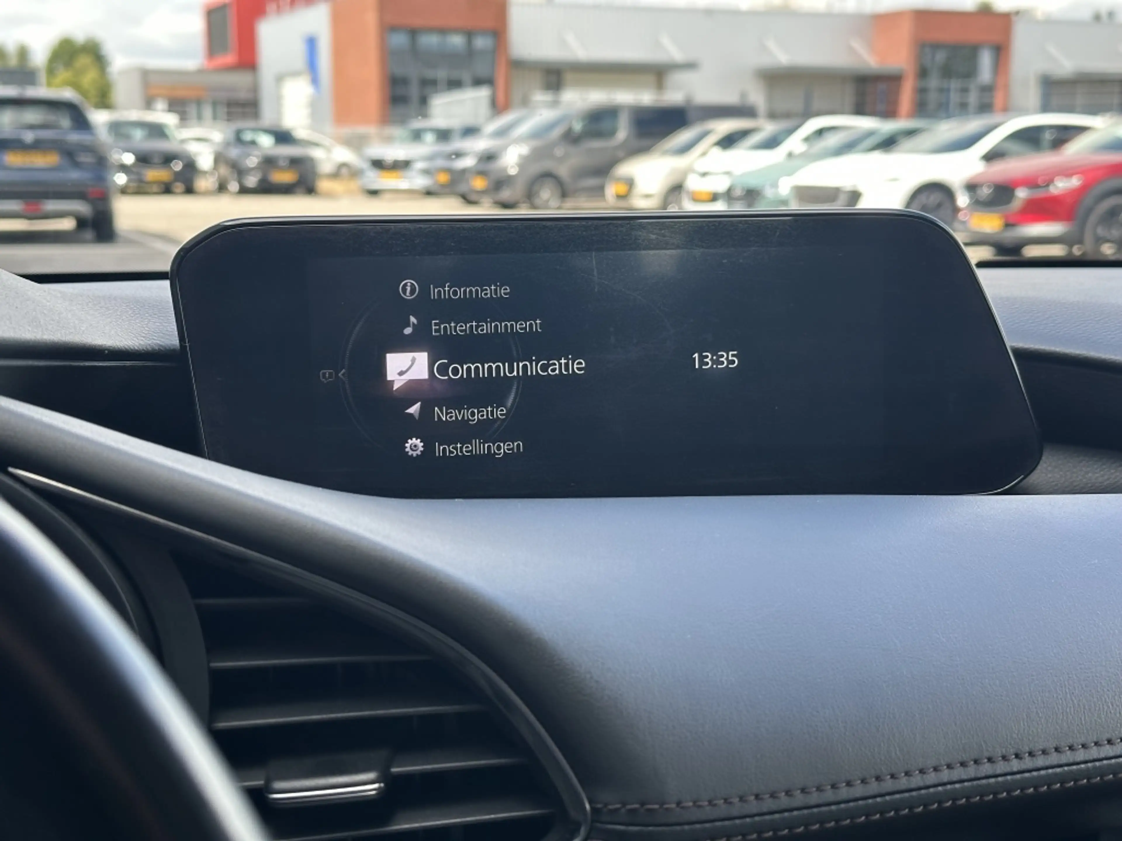Mazda 3 2.0 SkyActive-X 180pk Leer + Bose — photo 32
