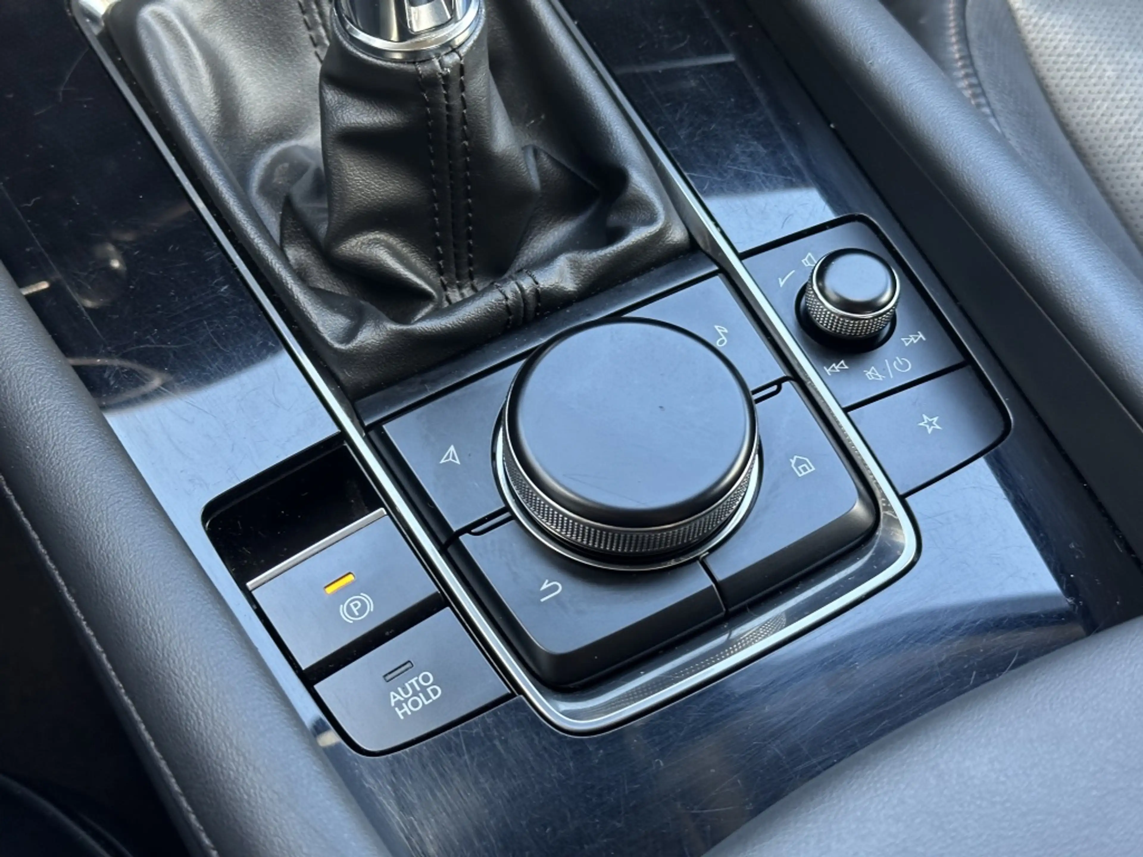 Mazda 3 2.0 SkyActive-X 180pk Leer + Bose — photo 27