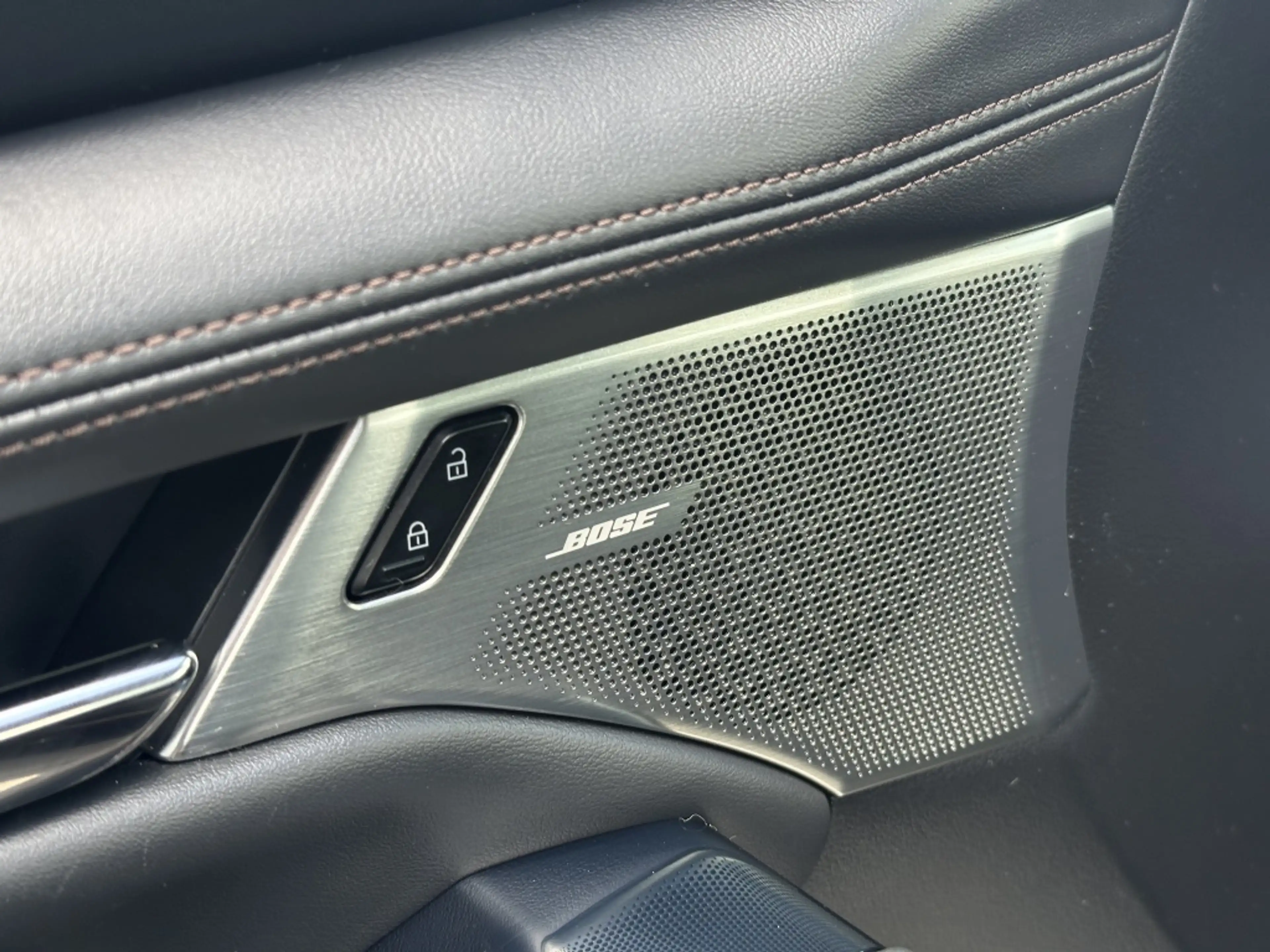 Mazda 3 2.0 SkyActive-X 180pk Leer + Bose — photo 22