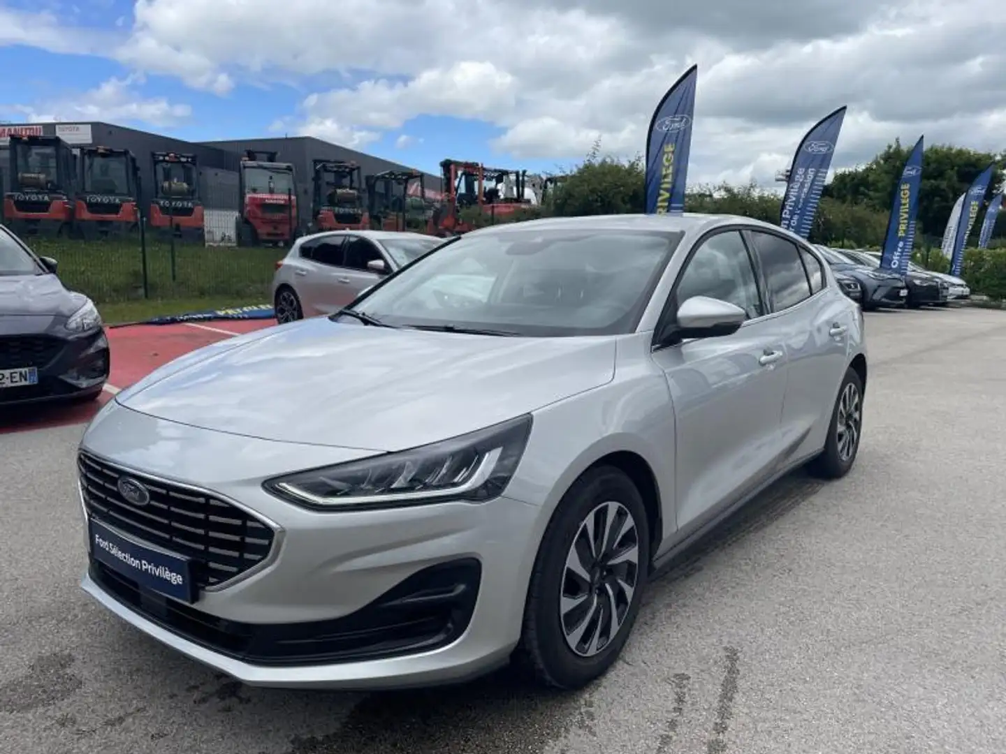 Ford Focus 1.0 Flexifuel mHEV 125ch Titanium X Business Gris - 1