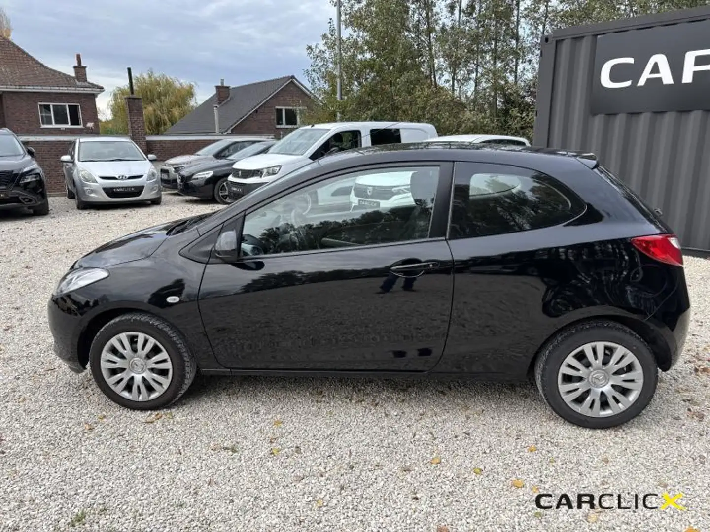 Mazda 2 3D Zwart - 2