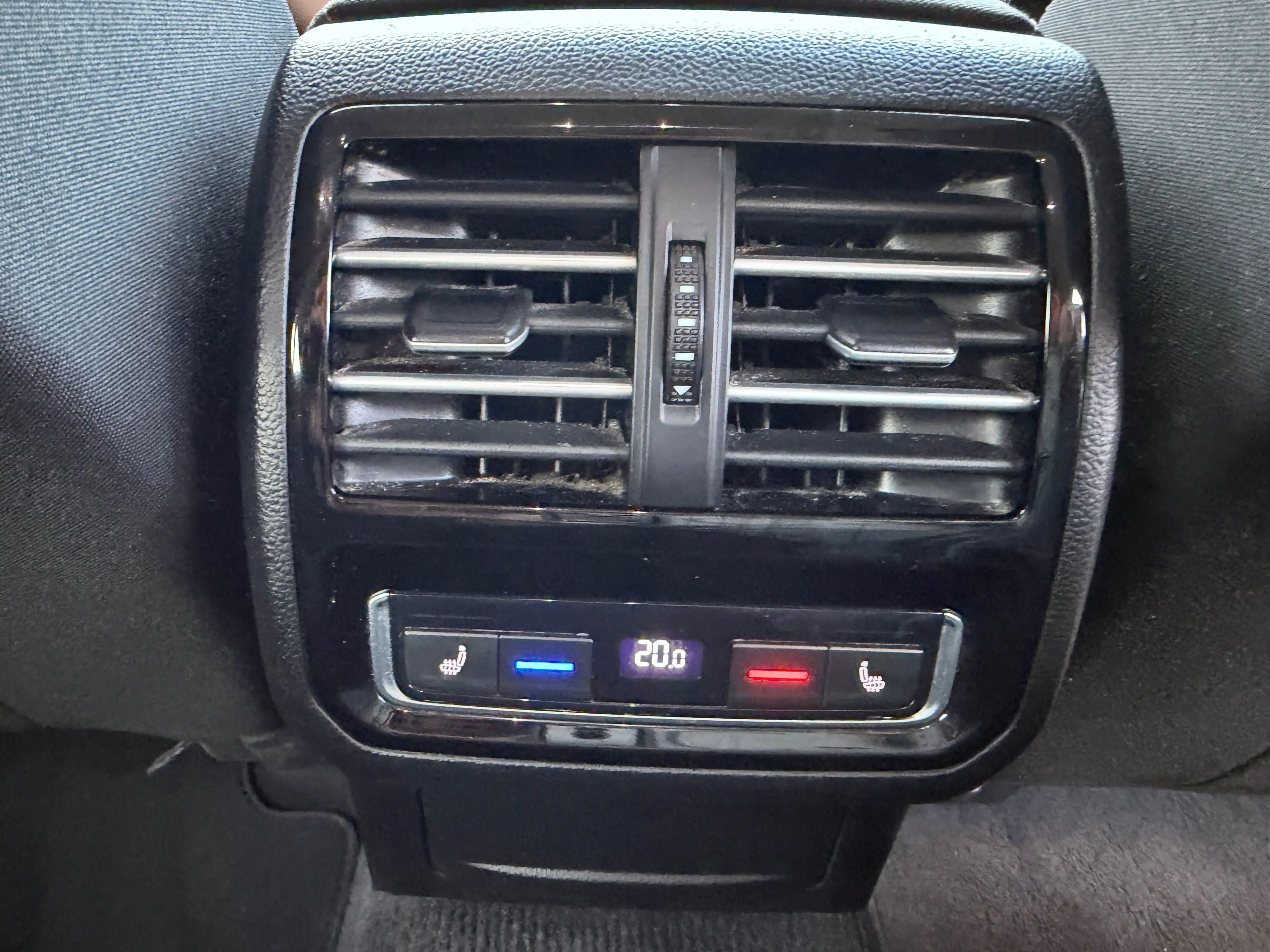 Volkswagen Passat Variant Comfortline BMT/Start-Stop — photo 13