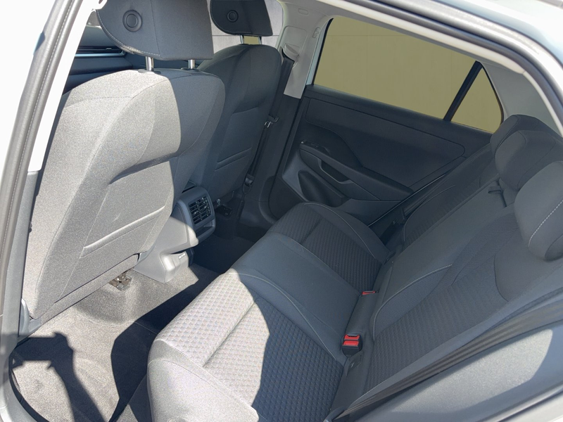 Volkswagen T-Roc Life eTSI DSG — photo 10