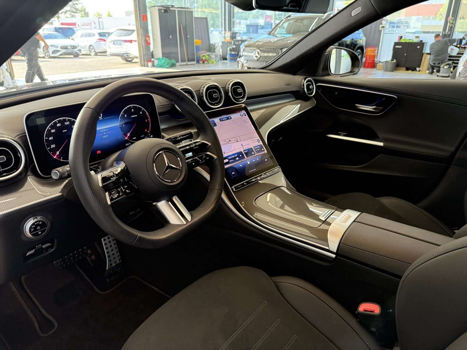 Mercedes-Benz C 220