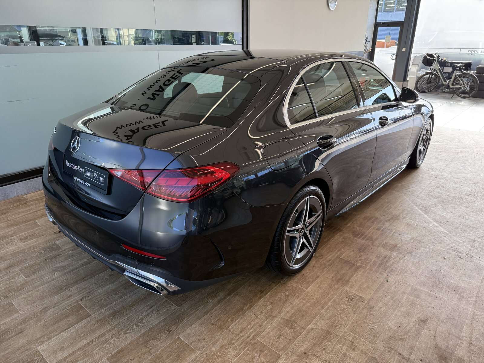 Mercedes-Benz C 220