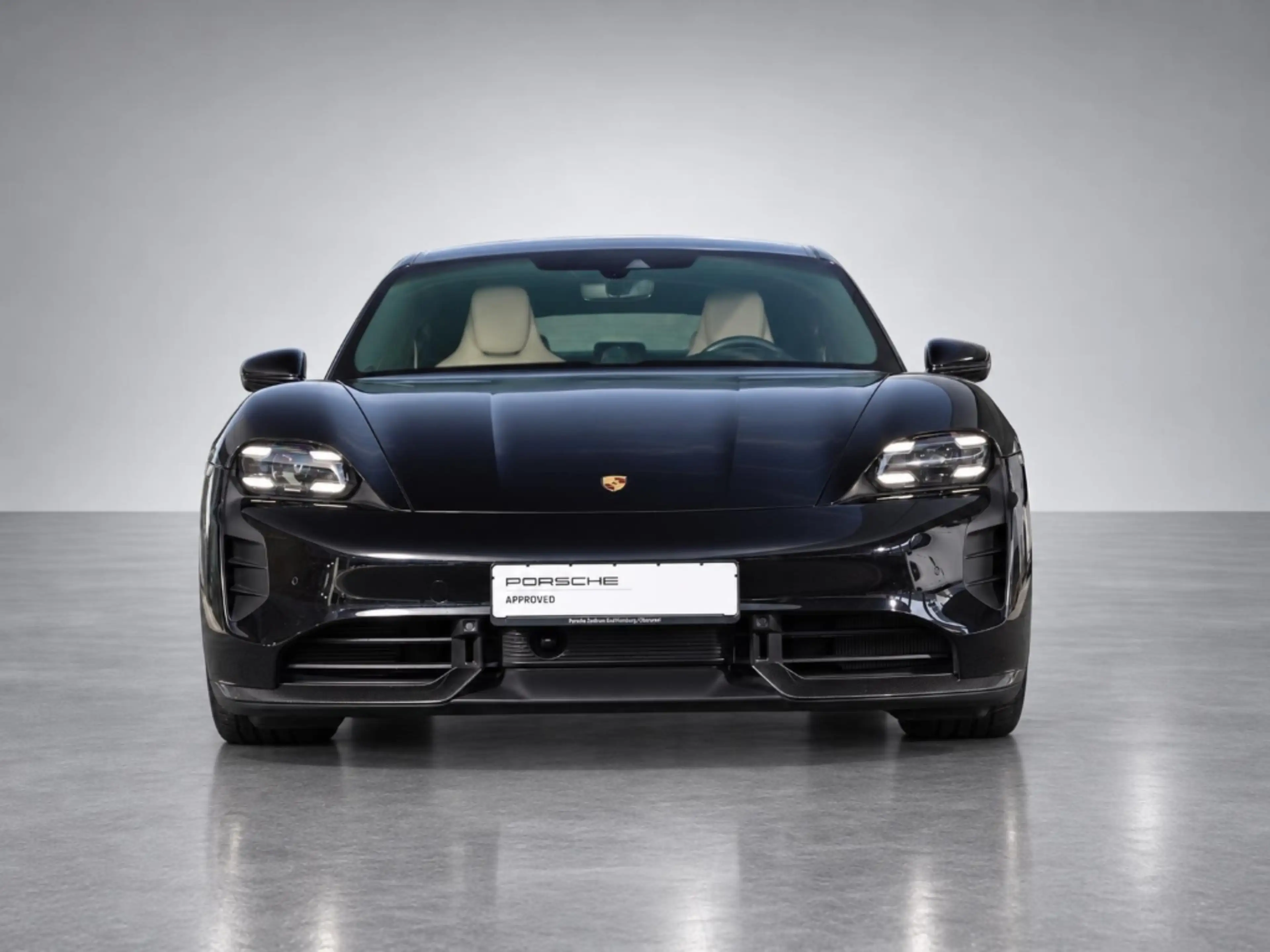 Porsche Taycan Turbo S — photo 4