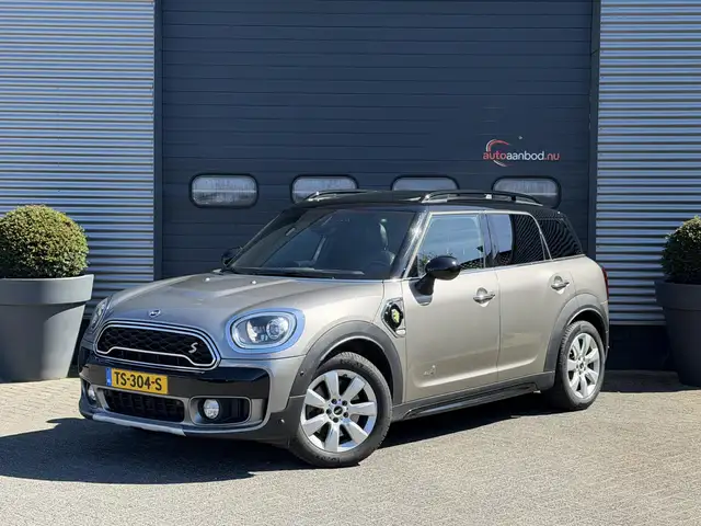 MINI Cooper SE Countryman Mini 1.5 ALL4 Chili | Panoramadak | Camera | Head-