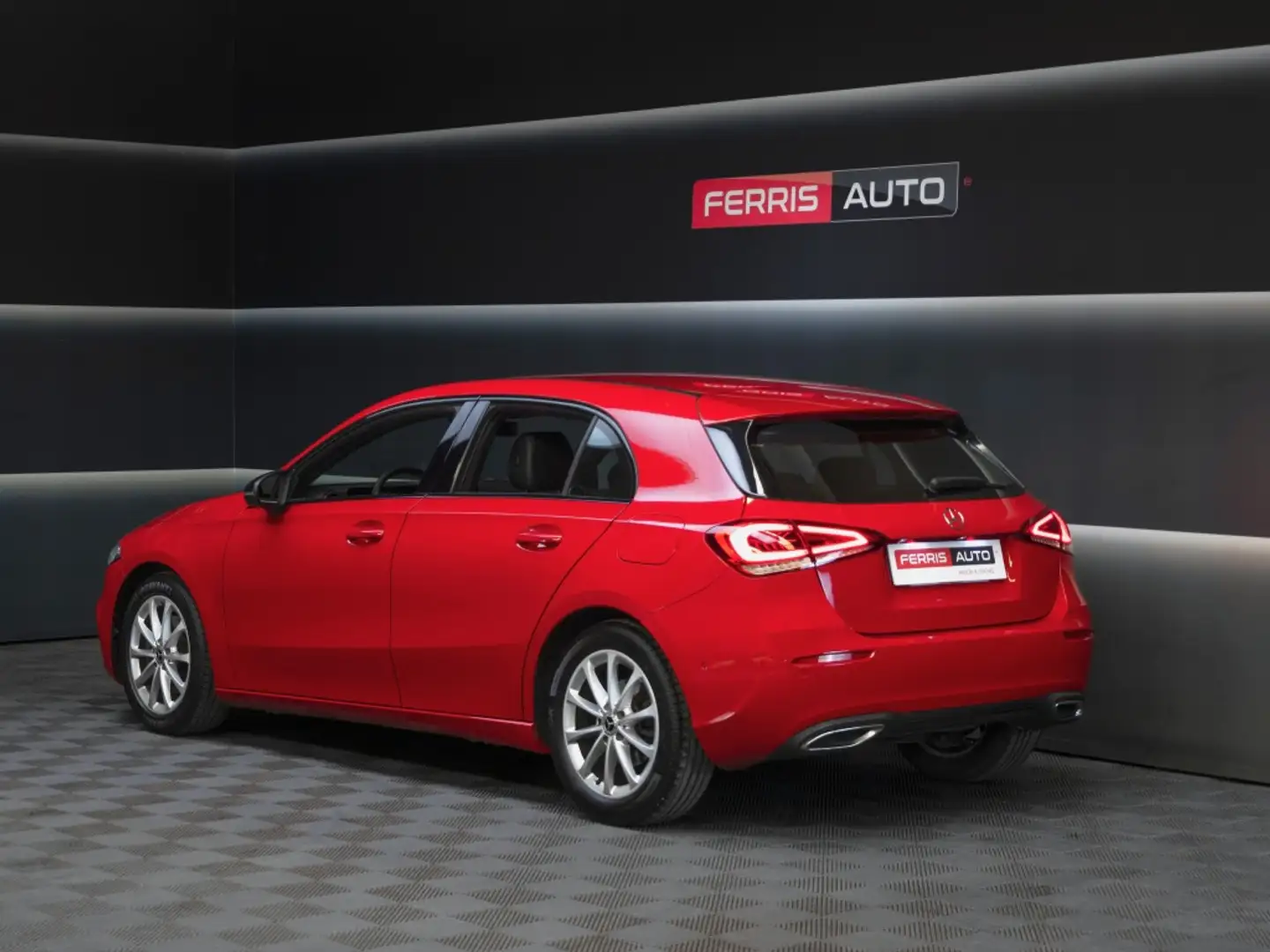 Mercedes-Benz A 200 Rojo - 2
