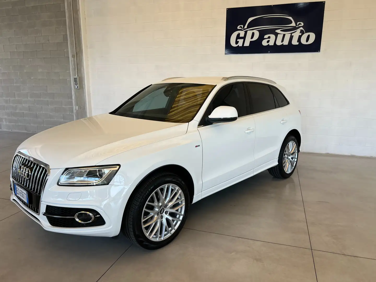 Audi Q5 Q5 I 2013 2.0 tdi S-LINE quattro 177cv s-tronic Blanc - 2